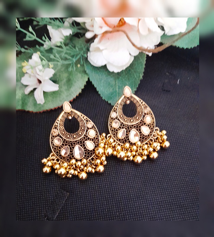 Gajra Studs